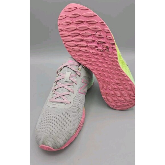 Womens Size 5 New Balance Fresh Foam Arishi  Running Shoes Gray Pink Neon Green - Picture 9 of 11